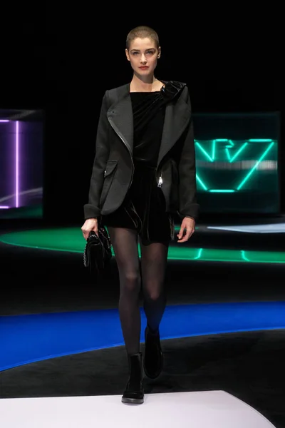 Look 33